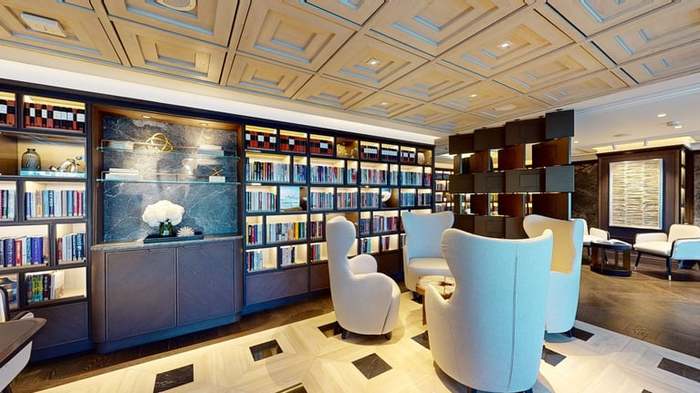 RSSC Seven Seas Grandeur - Library.jpg